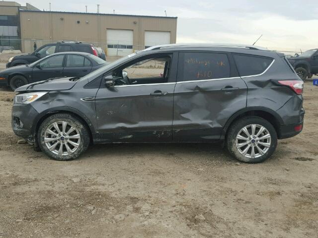 1FMCU9J93HUC39965 - 2017 FORD ESCAPE TIT BLACK photo 9