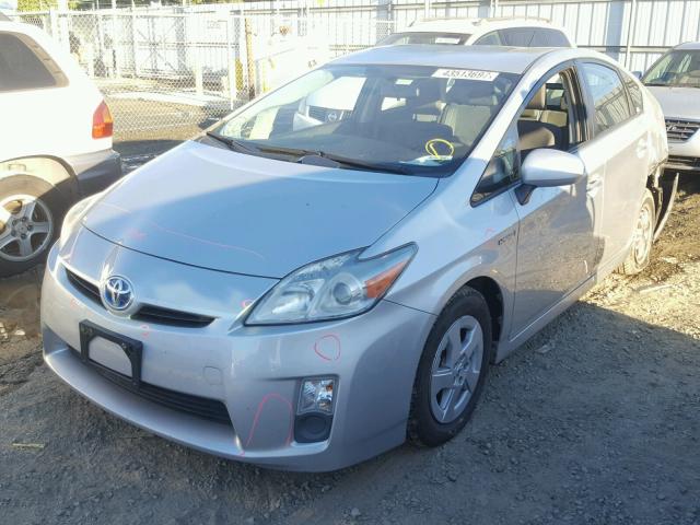 JTDKN3DUXA0082880 - 2010 TOYOTA PRIUS SILVER photo 2