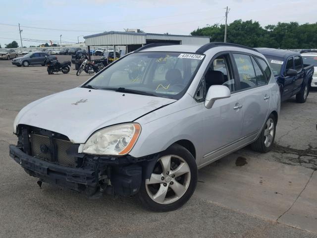 KNAFG526487179972 - 2008 KIA RONDO LX SILVER photo 2