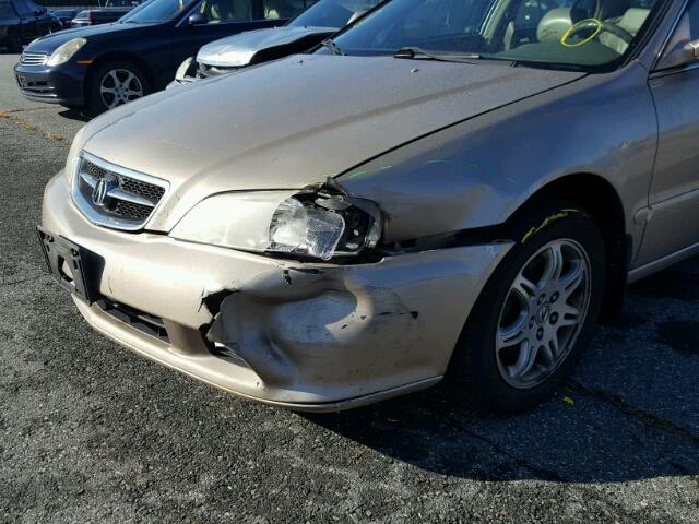 19UUA56691A002754 - 2001 ACURA 3.2TL BEIGE photo 9