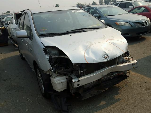 JTDKB20U677606132 - 2007 TOYOTA PRIUS SILVER photo 1