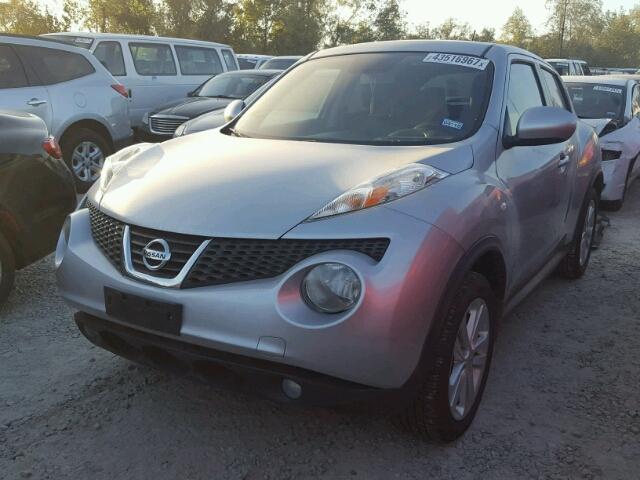 JN8AF5MV0DT206384 - 2013 NISSAN JUKE S SILVER photo 2