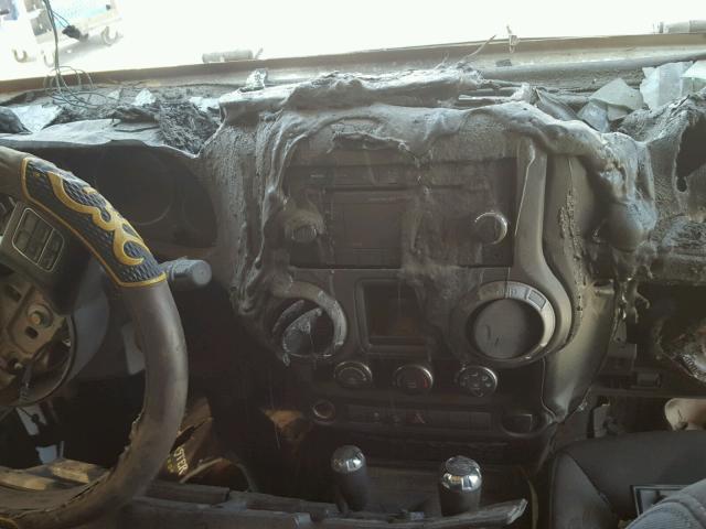 1C4AJWAG1DL627620 - 2013 JEEP WRANGLER S WHITE photo 9