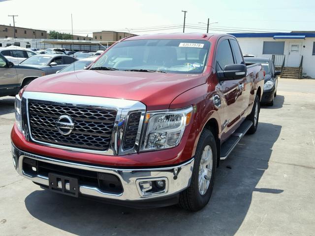 1N6AA1C69HN575474 - 2017 NISSAN TITAN SV RED photo 2