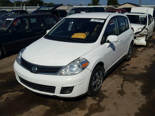 3N1BC1CP4CL361157 - 2012 NISSAN VERSA S WHITE photo 2