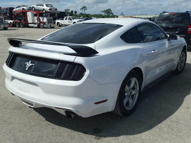 1FA6P8AM3G5283440 - 2016 FORD MUSTANG WHITE photo 4