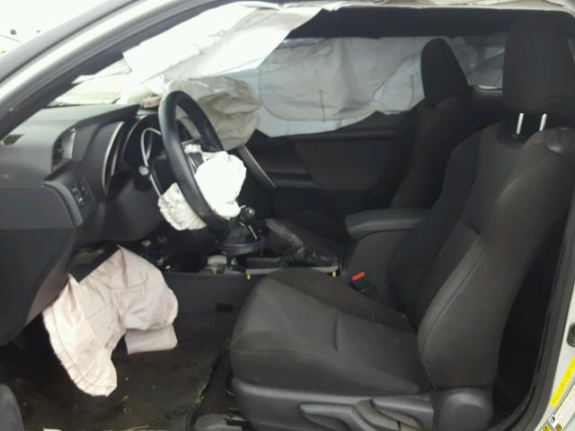 JTKJF5C71C3027406 - 2012 TOYOTA SCION TC 银色 照片 5
