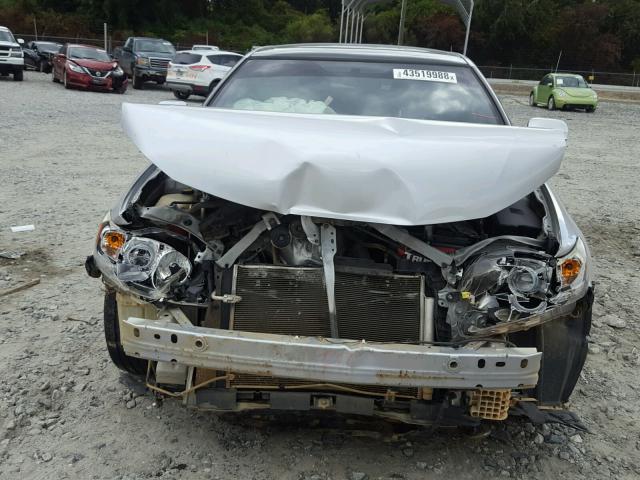 JTKJF5C71C3027406 - 2012 TOYOTA SCION TC 银色 照片 9