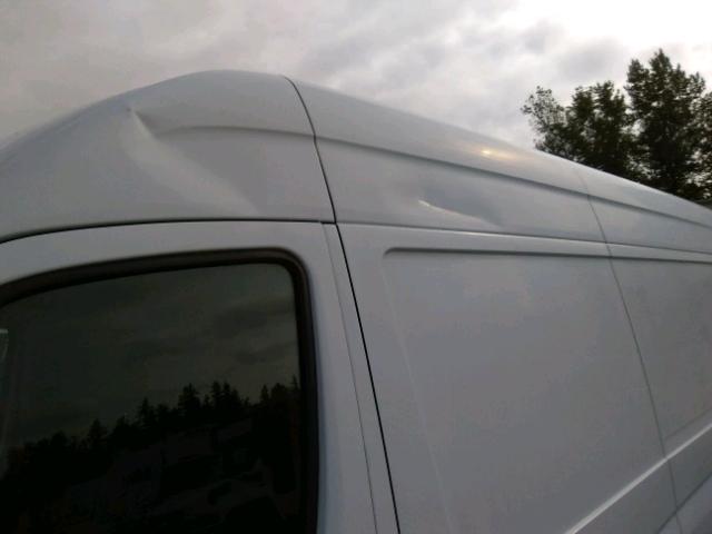 WD3PE8CC9B5504566 - 2011 MERCEDES-BENZ SPRINTER 2 WHITE photo 9