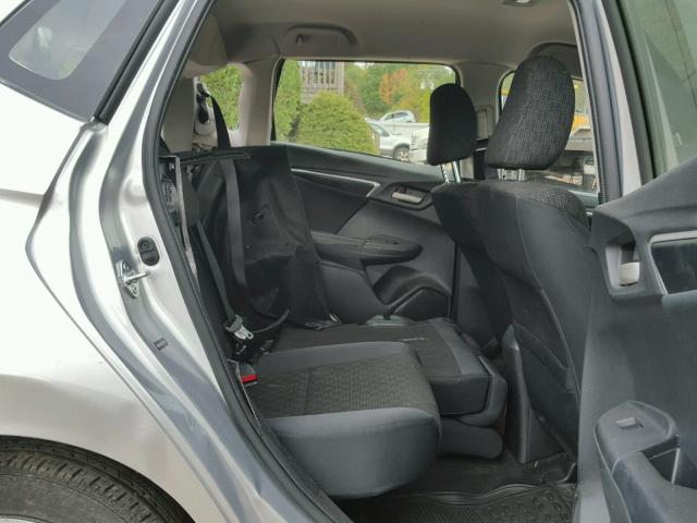 JHMGK5H56GX027841 - 2016 HONDA FIT LX Gümüş fotoğraf 6