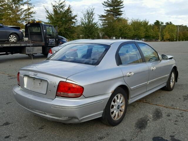 KMHWF35H25A115849 - 2005 HYUNDAI SONATA SILVER photo 4