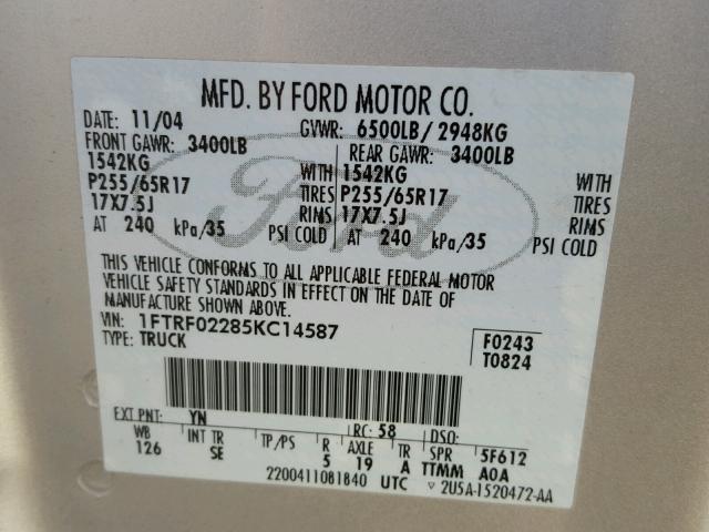 1FTRF02285KC14587 - 2005 FORD F150 SILVER photo 10