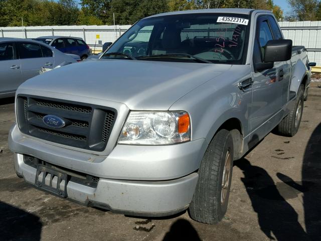 1FTRF02285KC14587 - 2005 FORD F150 SILVER photo 2