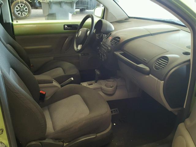 3VWCK31C05M401700 - 2005 VOLKSWAGEN NEW BEETLE 绿色 照片 5
