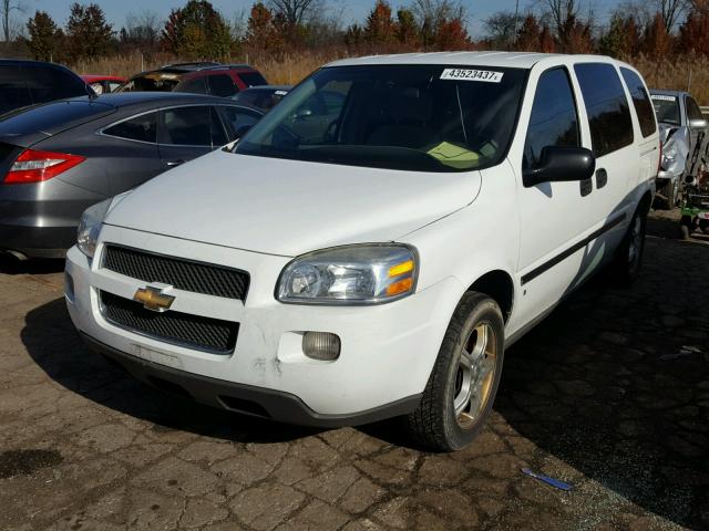 1GNDV23148D200152 - 2008 CHEVROLET UPLANDER L WHITE photo 2