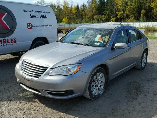 1C3CCBAB4EN207358 - 2014 CHRYSLER 200 LX SILVER photo 2