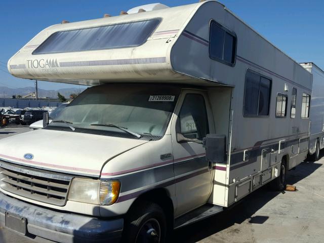 1FDKE30G2RHB35998 - 1996 FORD RV TAN photo 2