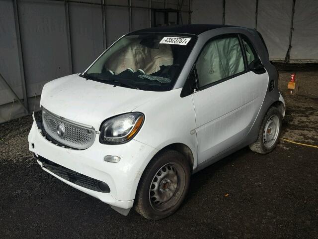 WMEFJ5DA0GK154098 - 2016 SMART FORTWO TWO TONE photo 2