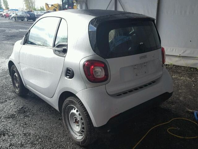 WMEFJ5DA0GK154098 - 2016 SMART FORTWO TWO TONE photo 3