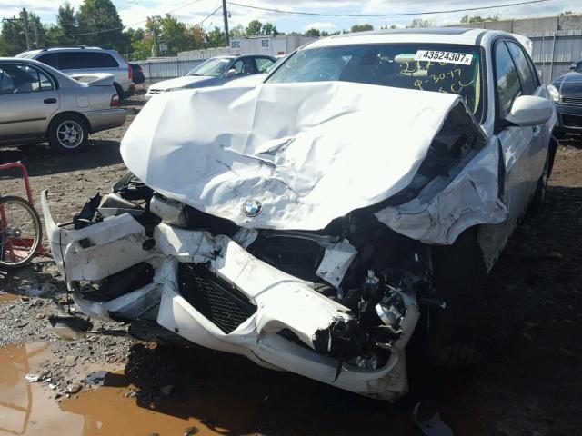WBAPK5C53BA658743 - 2011 BMW 328 XI SUL WHITE photo 2