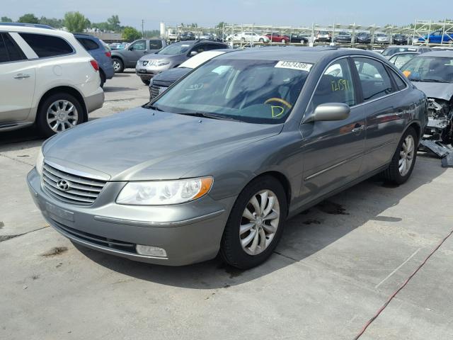 KMHFC46F76A100549 - 2006 HYUNDAI AZERA SE GREEN photo 2