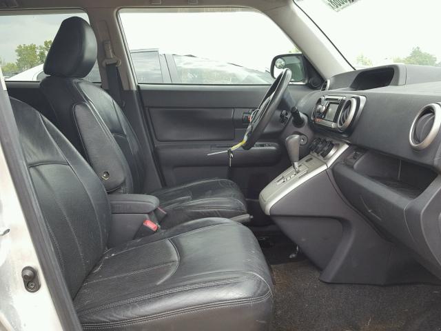 JTLZE4FE4A1103893 - 2010 TOYOTA SCION XB Күміс фото 5