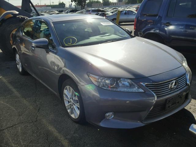 JTHBW1GG4F2096842 - 2015 LEXUS ES 300H SILVER photo 1