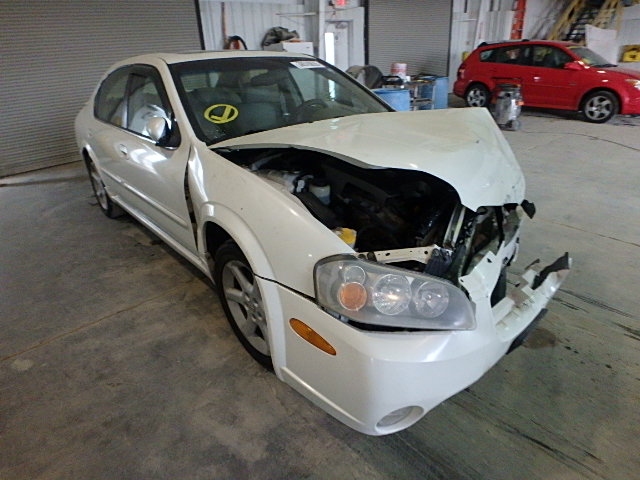 JN1DA31D13T517637 - 2003 NISSAN MAXIMA GLE WHITE photo 1