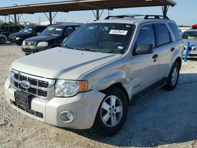 1FMCU03Z58KE49312 - 2008 FORD ESCAPE XLT WHITE photo 2