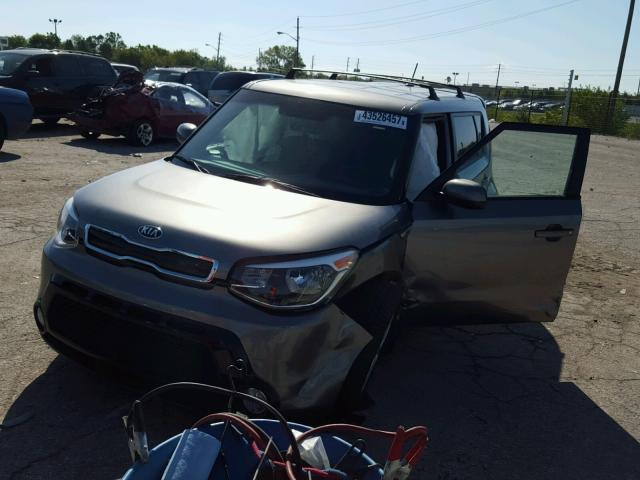 KNDJP3A57G7321014 - 2016 KIA SOUL GRAY photo 2