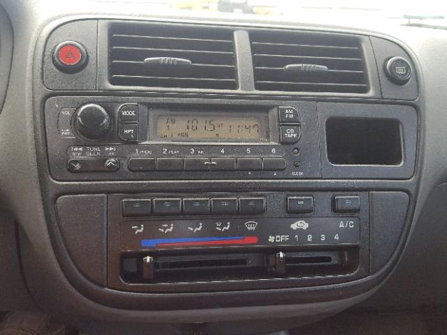 1HGEJ864XWL017621 - 1998 HONDA CIVIC EX SILVER photo 9