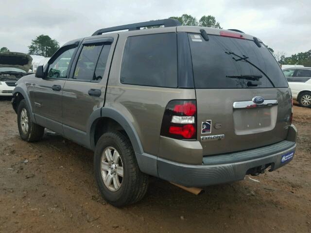 1FMEU73E16UB62856 - 2006 FORD EXPLORER GRAY photo 3