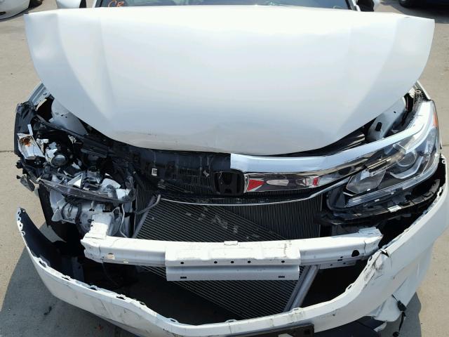 1HGCR2F52GA180542 - 2016 HONDA ACCORD SPO WHITE photo 7