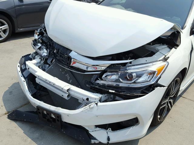 1HGCR2F52GA180542 - 2016 HONDA ACCORD SPO WHITE photo 9