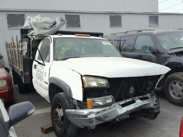 1GBJC34U25E262336 - 2005 CHEVROLET SILVERADO WHITE photo 1