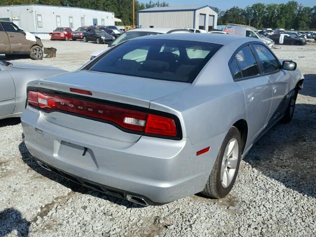 2C3CDXBG7CH296756 - 2012 DODGE CHARGER SE SILVER photo 4