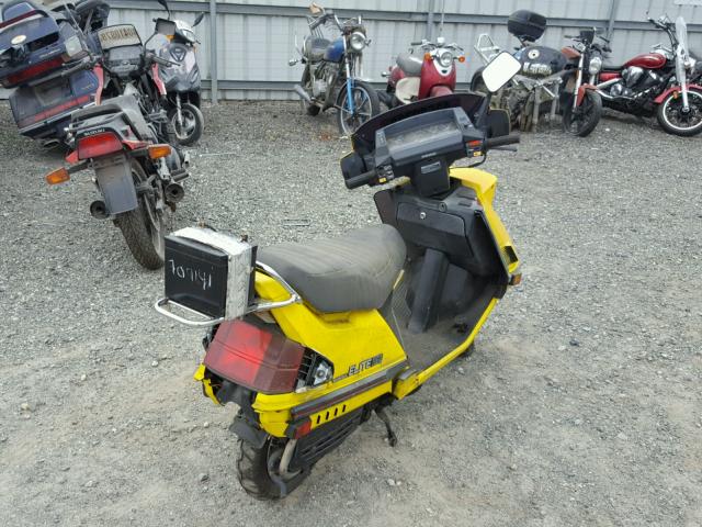 JH2KF0123GK103782 - 1986 HONDA CH150 YELLOW photo 4