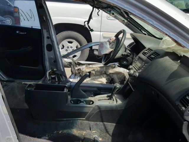 1HGCM66583A078288 - 2003 HONDA ACCORD SILVER photo 5