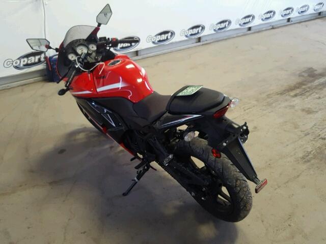 JKAEXMJ12CDAB2740 - 2012 KAWASAKI EX250 J RED photo 3