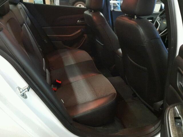 1G11C5SLXFF105790 - 2015 CHEVROLET MALIBU 1LT 白色 照片 6