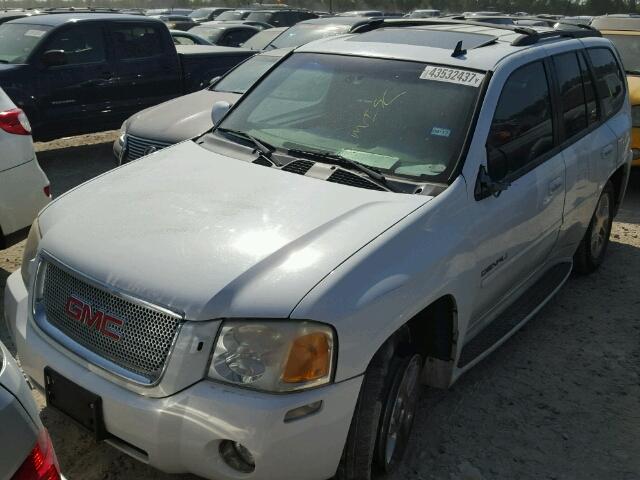 1GKES63M962296218 - 2006 GMC ENVOY DENA WHITE photo 2