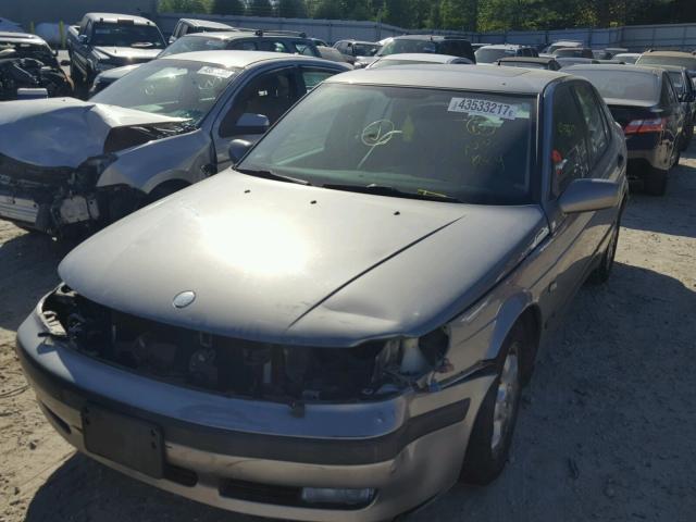 YS3EF48Z313005197 - 2001 SAAB 9-5 GRAY photo 2