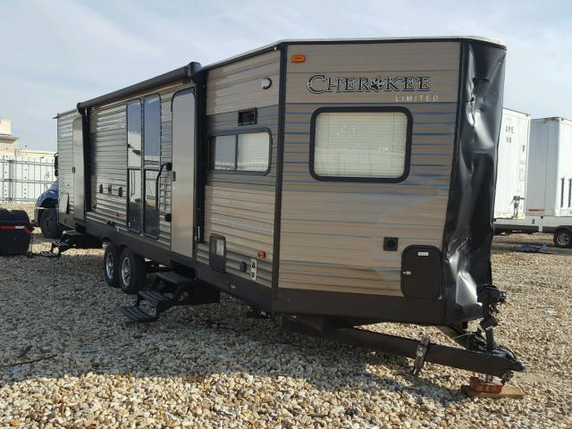 4X4TCKD2XHX127069 - 2017 WILDWOOD CHEROKEE BROWN photo 1