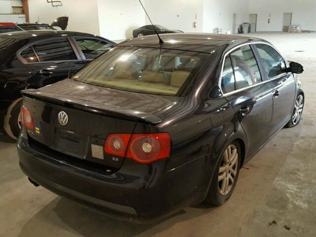 3VWEG71K47M057882 - 2007 VOLKSWAGEN JETTA WOLF BLACK photo 4