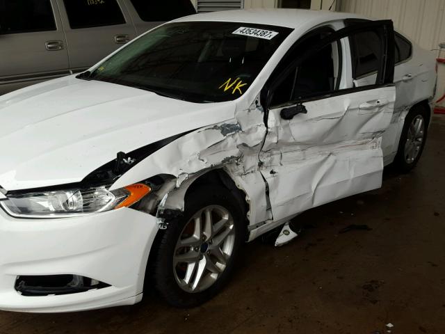 3FA6P0H74DR252465 - 2013 FORD FUSION WHITE photo 9