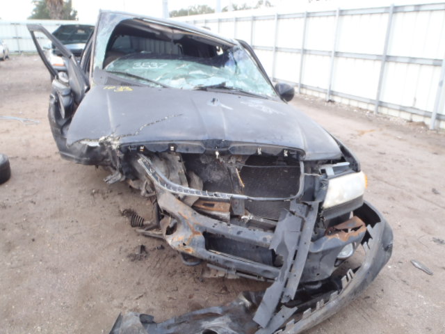 5LMPU28A5YLJ05387 - 2000 LINCOLN NAVIGATOR BLACK photo 10