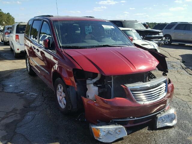 2A4RR5DG8BR611477 - 2011 CHRYSLER TOWN & COU RED photo 1
