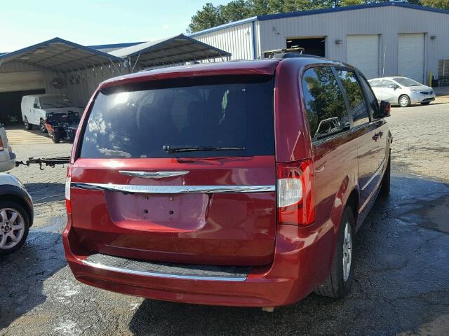 2A4RR5DG8BR611477 - 2011 CHRYSLER TOWN & COU RED photo 4