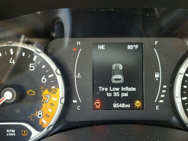 ZACCJBAW2GPD85493 - 2016 JEEP RENEGADE S SILVER photo 8