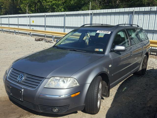 WVWYH63B73E143871 - 2003 VOLKSWAGEN PASSAT GLX GRAY photo 2
